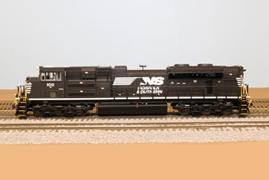 Norfolk_Southern_SD70ACe_2 small