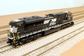 Norfolk_Southern_SD70ACe_4 small
