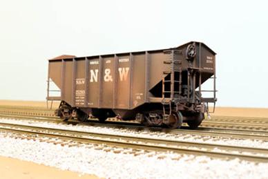 N&W_HL_4. small