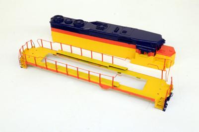 S_Scale_Chessie_GP30_6955_11 small