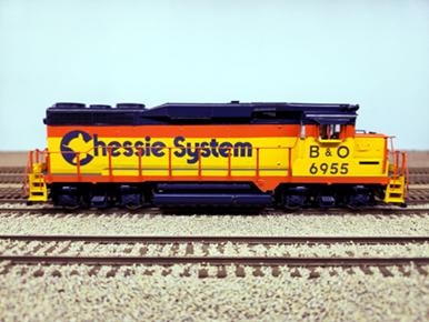 S_Scale_Chessie_GP30_6955_12 small