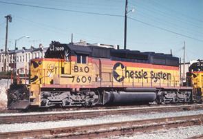 S_Scale_Chessie_SD40-2_7609_2 small