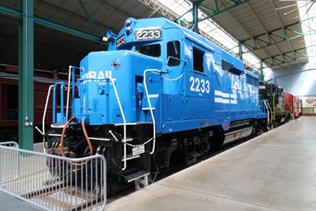 S_Scale_Conrail_GP30_2233_2 small