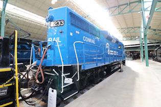 S_Scale_Conrail_GP30_2233_6