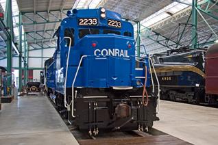 S_Scale_Conrail_GP30_2233_13 small