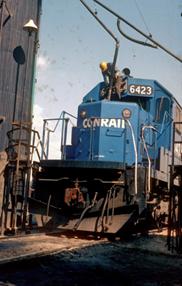 Conrail_S_Scale_SD40-2_6423_2 small