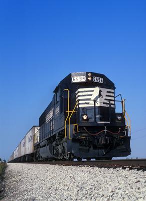 S_Scale_Norfolk_Southern_SD60_6596_1 small