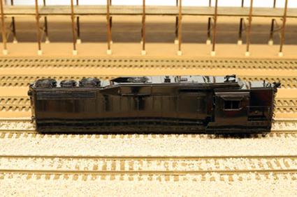 S_Scale_Southern_Railway_GP30_2551_9 small